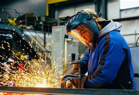 metal fabrication shop earnings|how do metal fabricators make money.